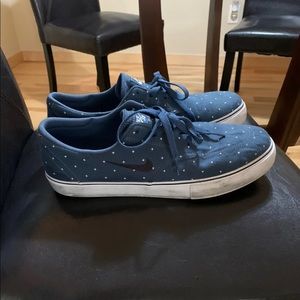 Nike SB Clutch Premium Squadron